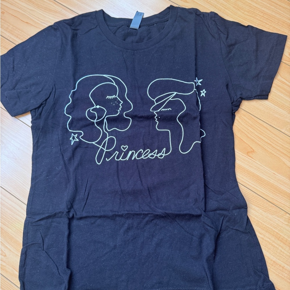 Princess T-shirt - Picture 1 of 2